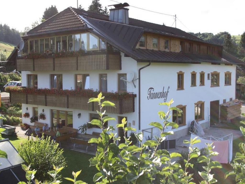 Haus Tannenhof Hotell Ibach Exteriör bild